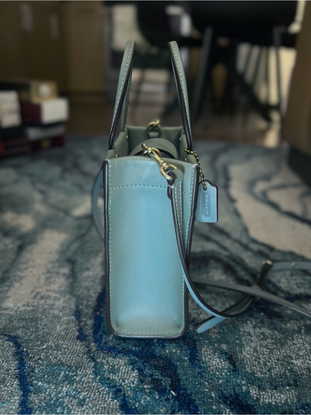 Coach Mini Cashin Carry C4828 - Picture 4 of 11
